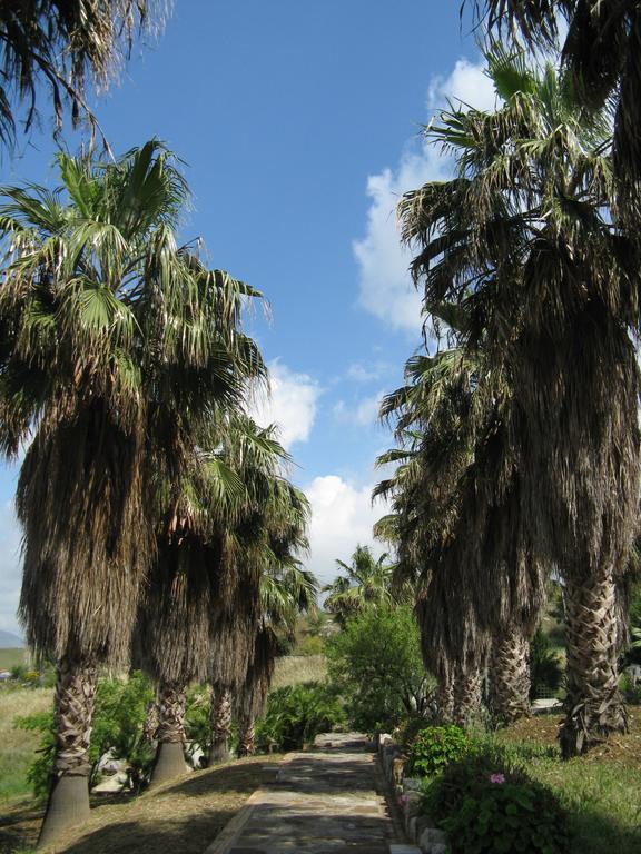 Вилла Crapa Licca Ventimiglia di Sicilia Экстерьер фото