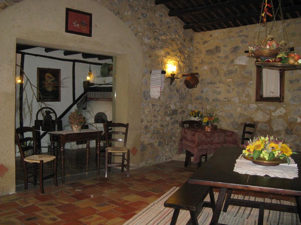 Вилла Crapa Licca Ventimiglia di Sicilia Экстерьер фото
